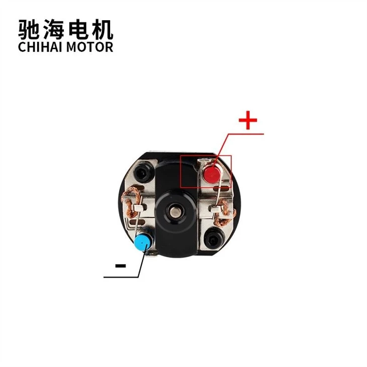 4(001)